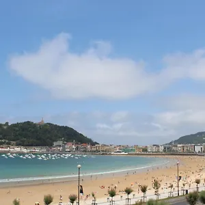 Seafront Luxury - By Www,sansebastianapartments,es , San Sebastián España