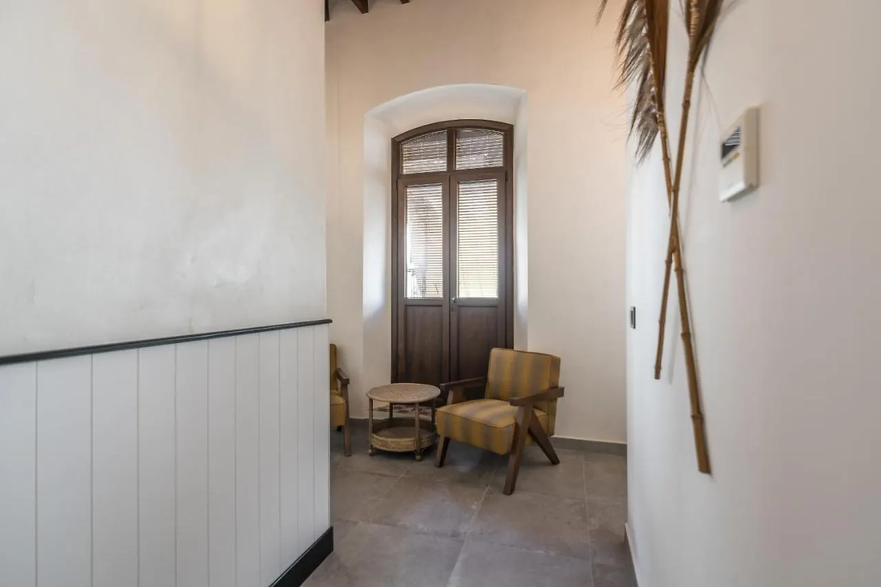 Apartment Trajano Premium Estudios By H Ayamonte