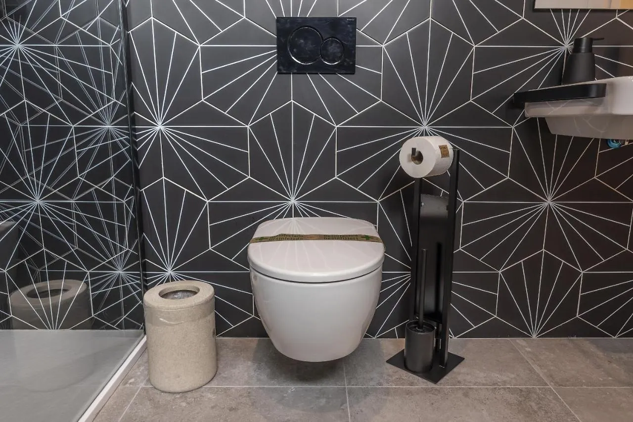 Trajano Premium Estudios By H Ayamonte Apartment