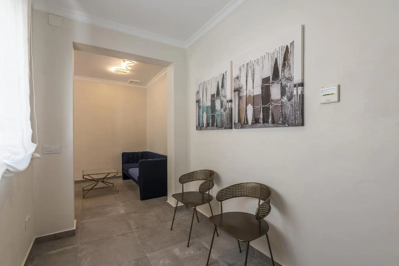 Trajano Premium Estudios By H Ayamonte 0*,