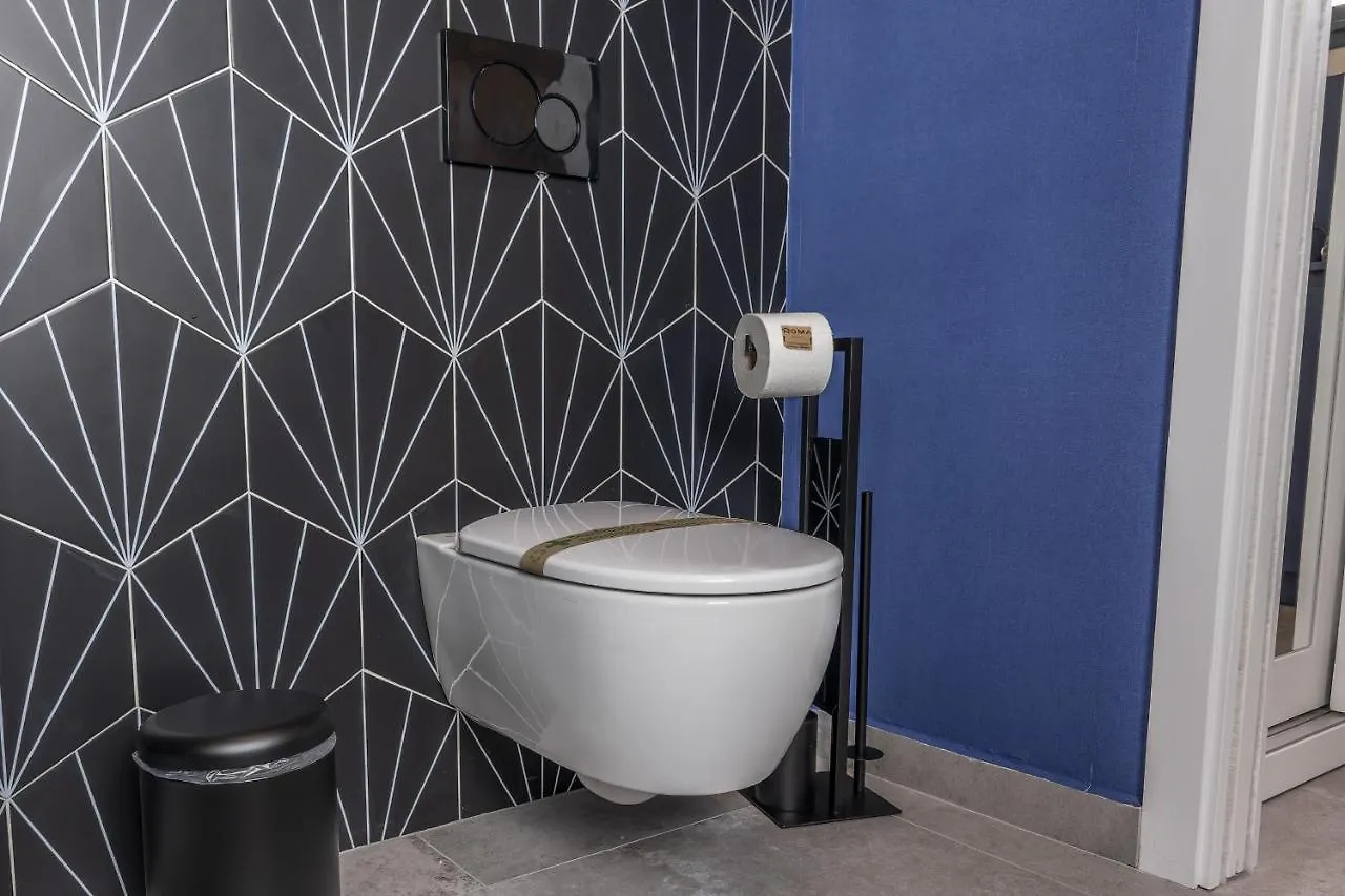 Trajano Premium Estudios By H Ayamonte 0*,
