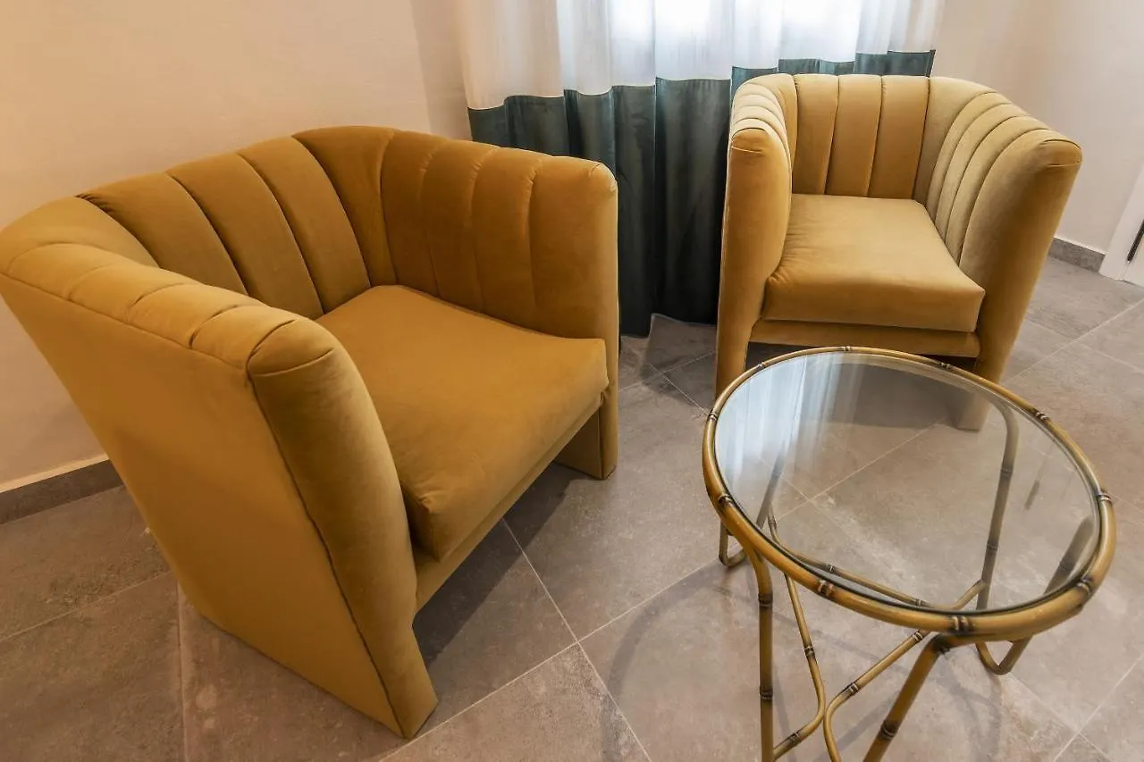 Apartment Trajano Premium Estudios By H Ayamonte